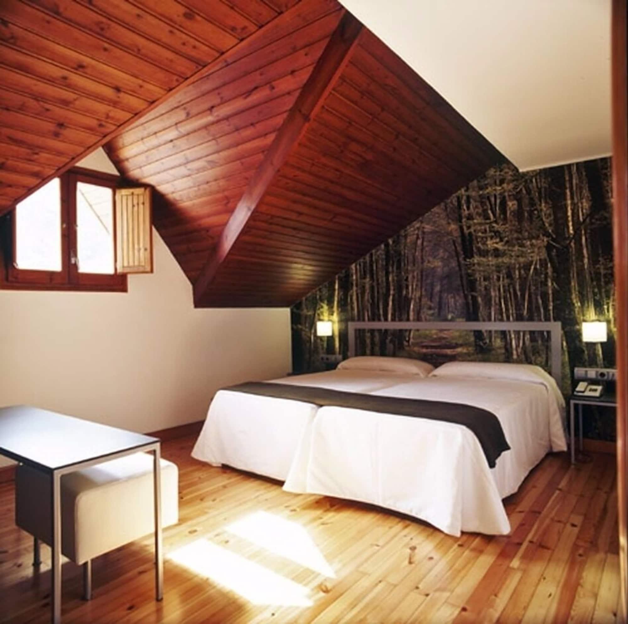 Hotel Restaurant Pessets & Spa Sort Dış mekan fotoğraf