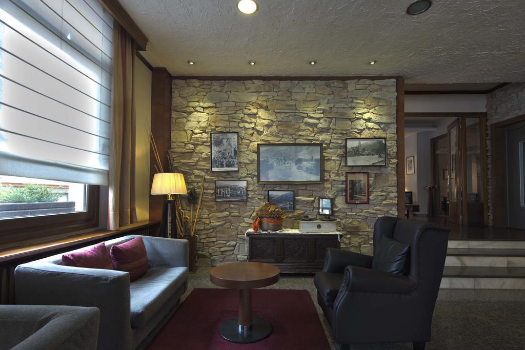 Hotel Restaurant Pessets & Spa Sort Dış mekan fotoğraf