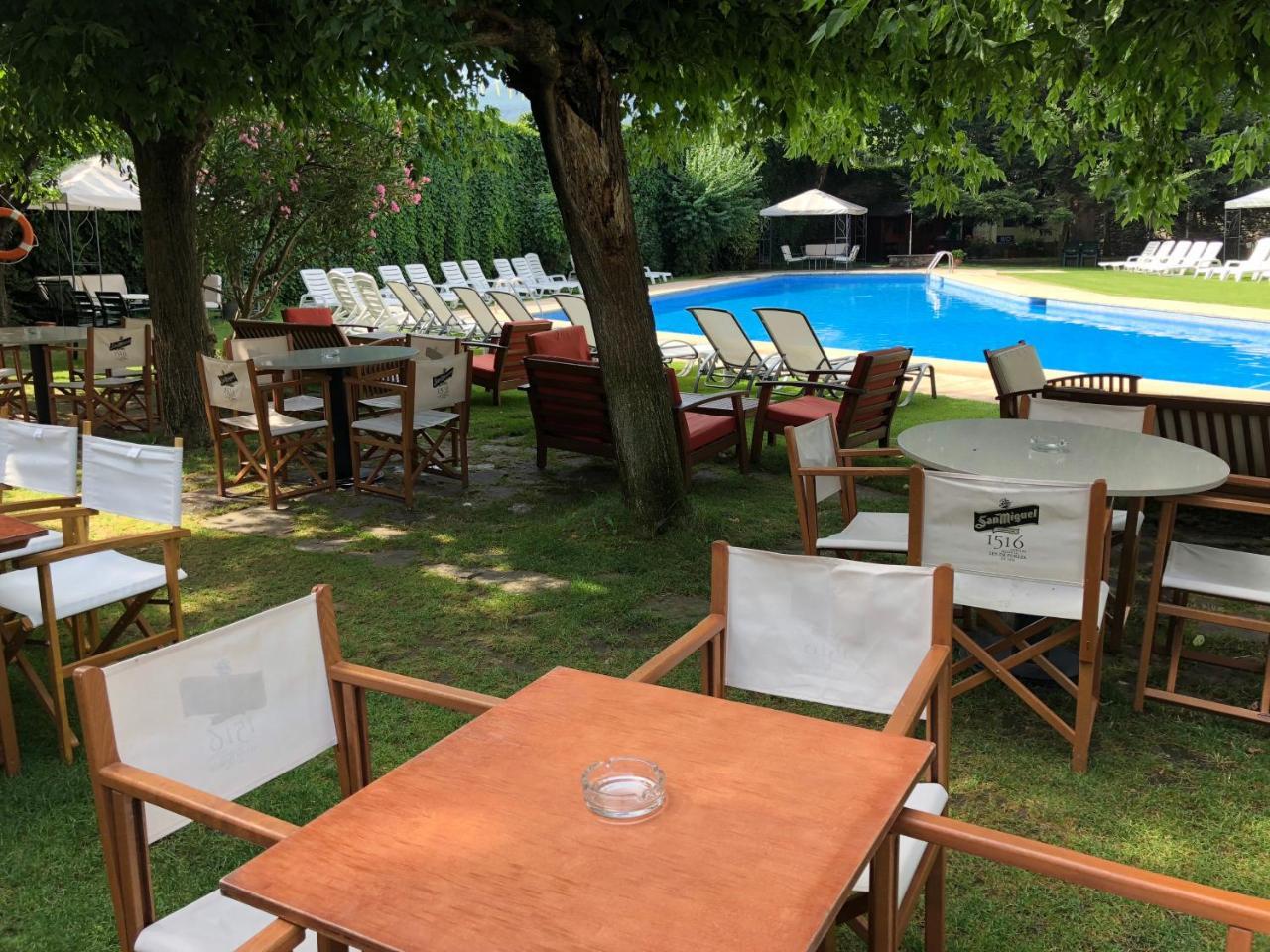Hotel Restaurant Pessets & Spa Sort Dış mekan fotoğraf