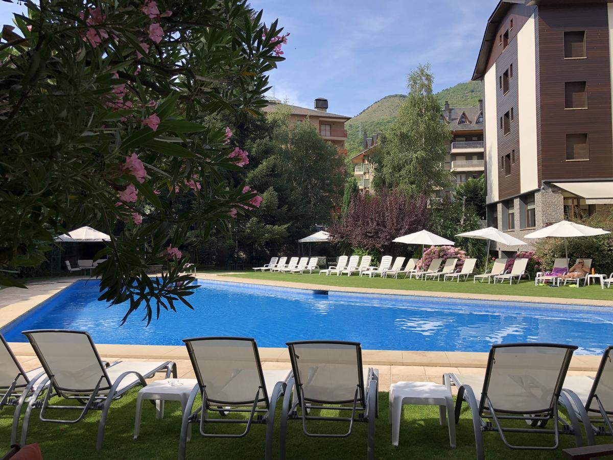 Hotel Restaurant Pessets & Spa Sort Dış mekan fotoğraf